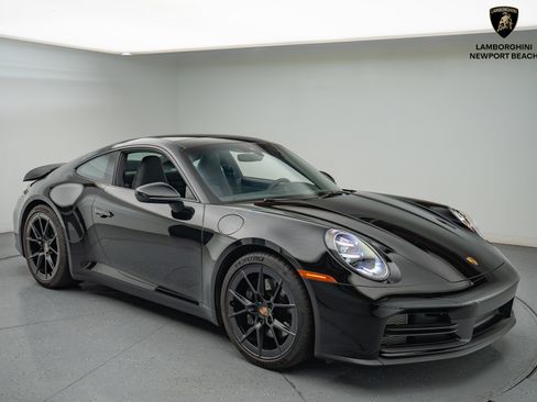 Used 2025 Porsche 911 Carrera image 1