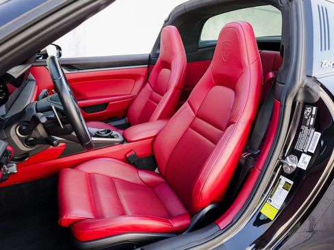 Certified 2021 Porsche 911 Targa 4S image 5