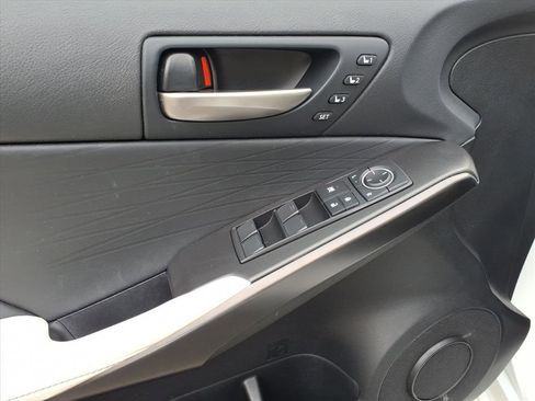 Certified 2023 Lexus IS 350 F Sport image 9