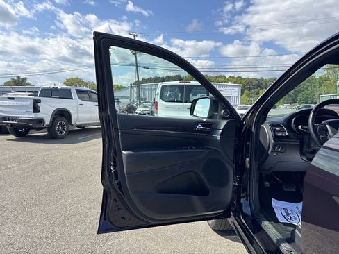 Used 2020 Jeep Grand Cherokee High Altitude image 11