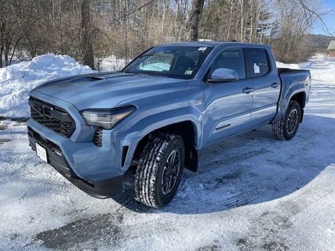 New 2026 Toyota Tacoma TRD Sport image 3
