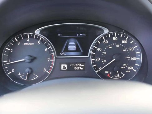 Used 2015 Nissan Altima 2.5 SL w/ Technology Package image 18