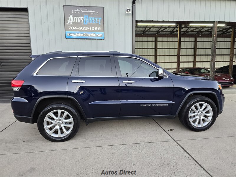 Used 2017 Jeep Grand Cherokee Limited w/ Trailer Tow Group IV RWD image 11