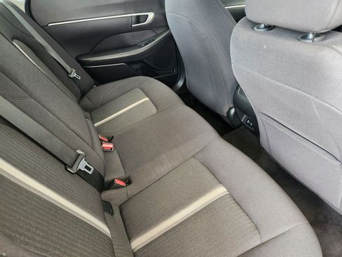Used 2025 Hyundai Sonata SEL FWD image 32