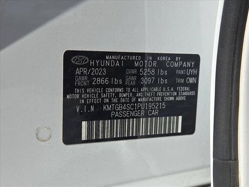 Used 2023 Genesis G80 2.5T AWD/4WD image 16