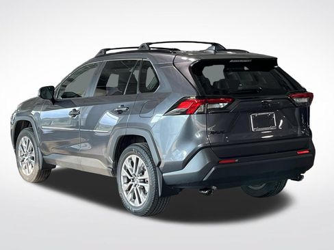 Used 2025 Toyota RAV4 XLE Premium w/ Weather Package AWD/4WD image 8