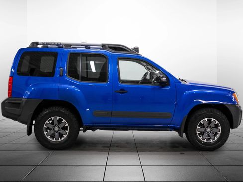 Used 2015 Nissan Xterra PRO-4X w/ Pro-4x Leather Package AWD/4WD image 7