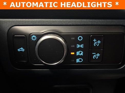 New 2025 Ford Maverick XLT w/ XLT Luxury Package image 23