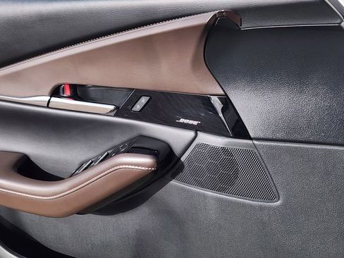 Certified 2025 MAZDA CX-30 AWD 2.5 S w/ Premium Package image 11