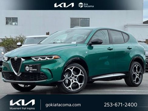 Used 2024 Alfa Romeo Tonale Ti AWD/4WD image 1