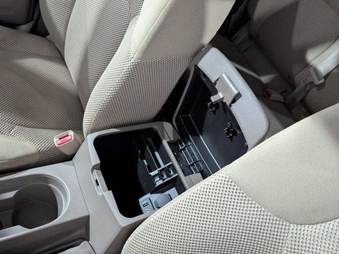 Used 2015 Nissan Frontier SV w/ SV Value Truck Package image 39