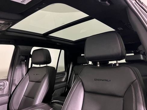 Used 2024 GMC Yukon Denali image 14