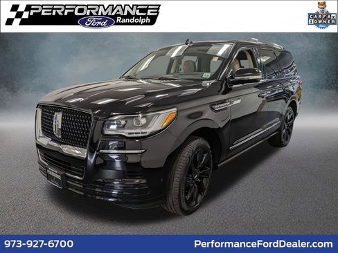 Certified 2022 Lincoln Navigator Reserve AWD/4WD image 1