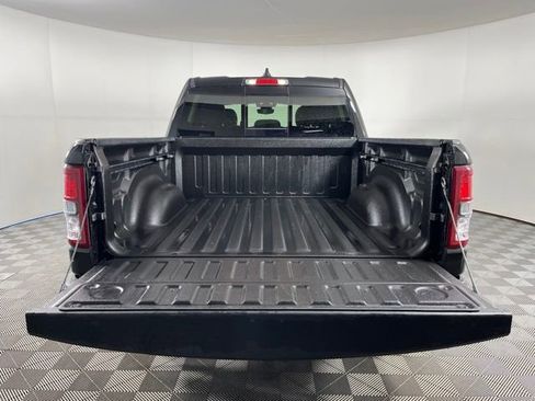 Used 2022 RAM 1500 Big Horn AWD/4WD image 40