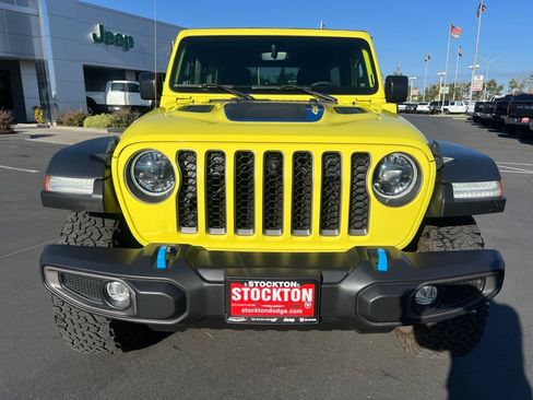 Used 2023 Jeep Wrangler Unlimited Rubicon 4xe AWD/4WD image 7