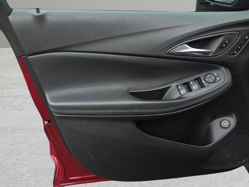 Used 2022 Buick Encore GX Essence w/ Advanced Technology Package image 10