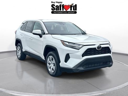 Used 2024 Toyota RAV4 LE AWD/4WD image 9