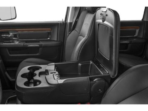 Used 2018 RAM 2500 Laramie w/ Sport Appearance Group AWD/4WD image 18