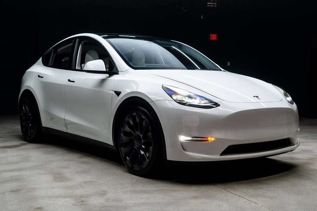 Used 2021 Tesla Model Y Performance AWD/4WD image 8