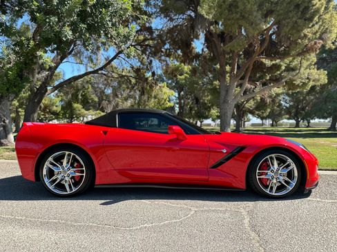 Used 2016 Chevrolet Corvette w/ 3LT Preferred Equipment Group image 11