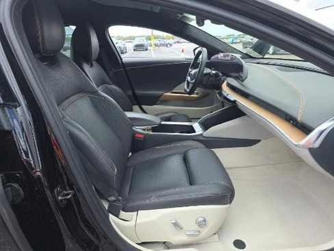 Used 2023 Lucid Air Touring AWD/4WD image 10