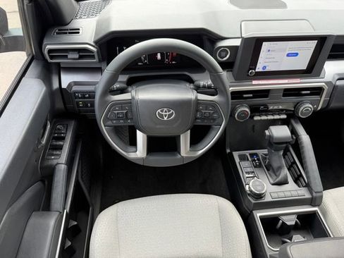 Used 2025 Toyota 4Runner SR5 image 29