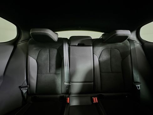 Used 2023 Volvo C40 P8 Recharge Plus image 29