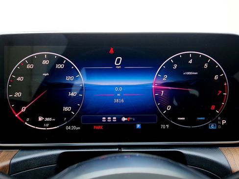 Certified 2025 Mercedes-Benz C 300 Sedan image 18