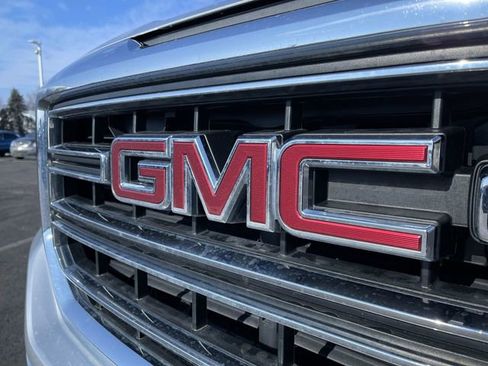 Used 2019 GMC Sierra 1500 SLE w/ SLE Value Package image 28