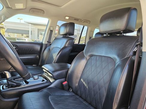 Used 2023 Nissan Armada Platinum w/ Captain's Chairs Package image 16