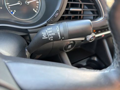 Used 2024 MAZDA MAZDA3 s FWD image 29