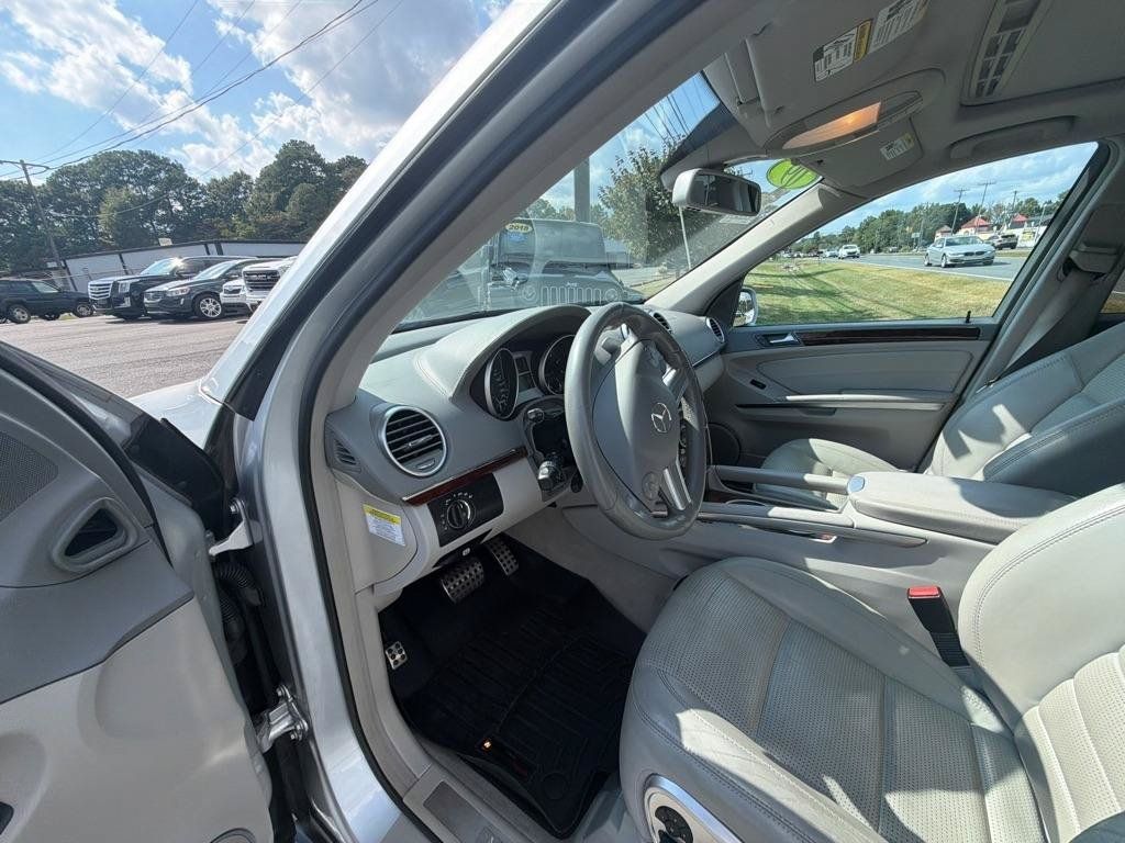 Used 2009 Mercedes-Benz ML 63 AMG 4MATIC image 17