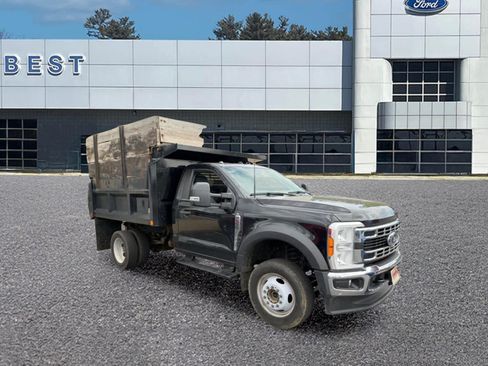 Used 2023 Ford F550 4x4 Regular Cab Super Duty image 2