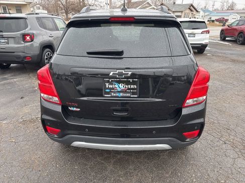 Used 2018 Chevrolet Trax LT w/ Redline Edition image 4