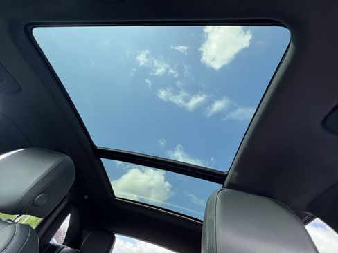 Used 2020 Porsche Macan image 29