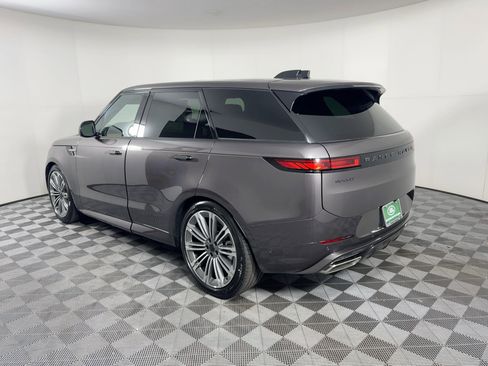 New 2026 Land Rover Range Rover Sport Dynamic SE image 3