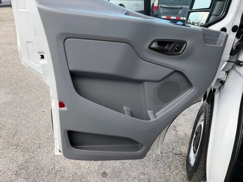 Used 2016 Ford Transit 250 148 Medium Roof RWD image 12