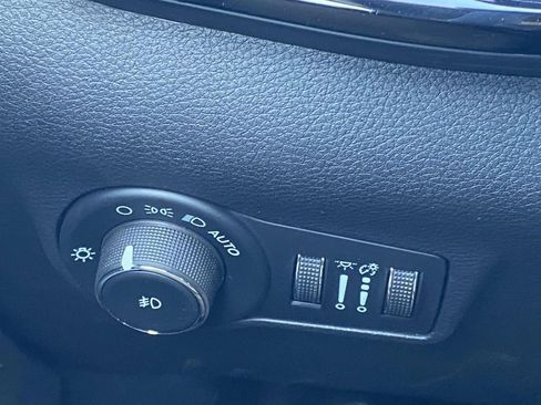 New 2026 Jeep Compass Latitude AWD/4WD image 49