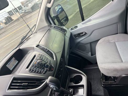Used 2018 Ford Transit 250 148 Medium Roof RWD image 11