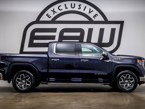 Used 2024 GMC Sierra 1500 SLT w/ SLT Premium Plus Package image 8