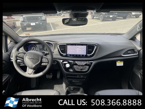 New 2026 Chrysler Pacifica Select w/ S Appearance Package image 19