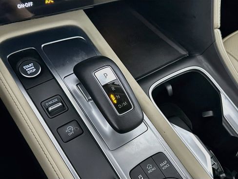 Used 2023 INFINITI QX60 Luxe w/ Performance Audio Package FWD image 24