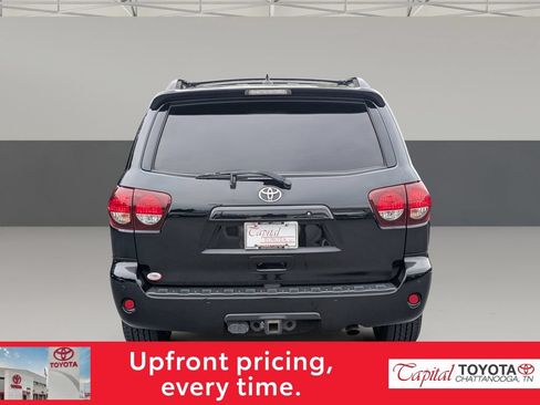 Used 2019 Toyota Sequoia SR5 AWD/4WD image 6