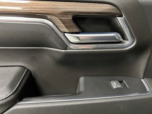 Used 2024 Chevrolet Silverado 1500 RST image 40