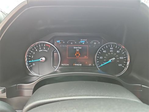 Used 2021 Ford Expedition XLT image 12