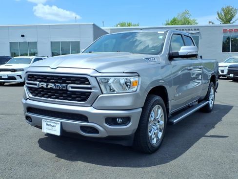 Used 2022 RAM 1500 Big Horn AWD/4WD image 3