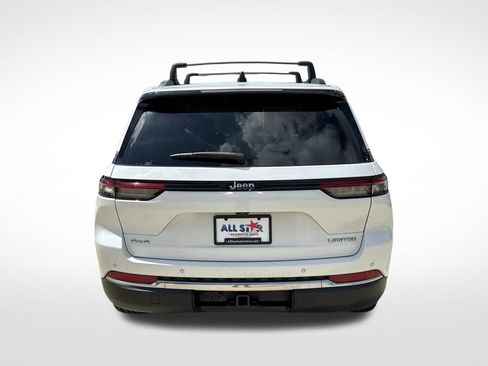 Used 2023 Jeep Grand Cherokee Limited AWD/4WD image 8