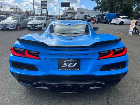 Used 2023 Chevrolet Corvette Z06 w/ Stealth Interior Trim Package RWD image 7