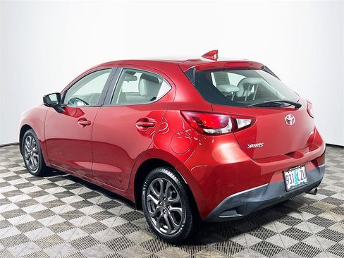 Certified 2020 Toyota Yaris XLE image 6