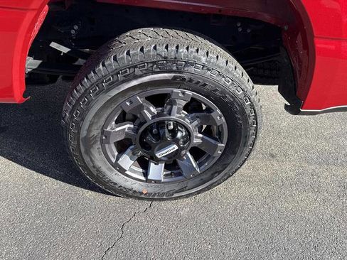 Used 2024 Ford F250 Lariat w/ Lariat Ultimate Package image 11